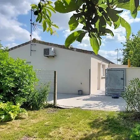 Meuble De Tourisme A L'Entree De Royan Villa Medis Exterior photo