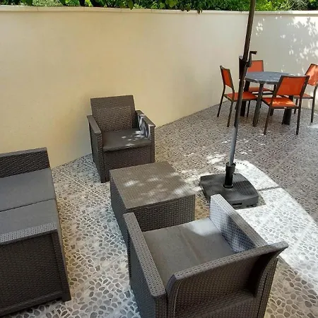 Meuble De Tourisme A L'Entree De Royan Villa Medis Exterior photo