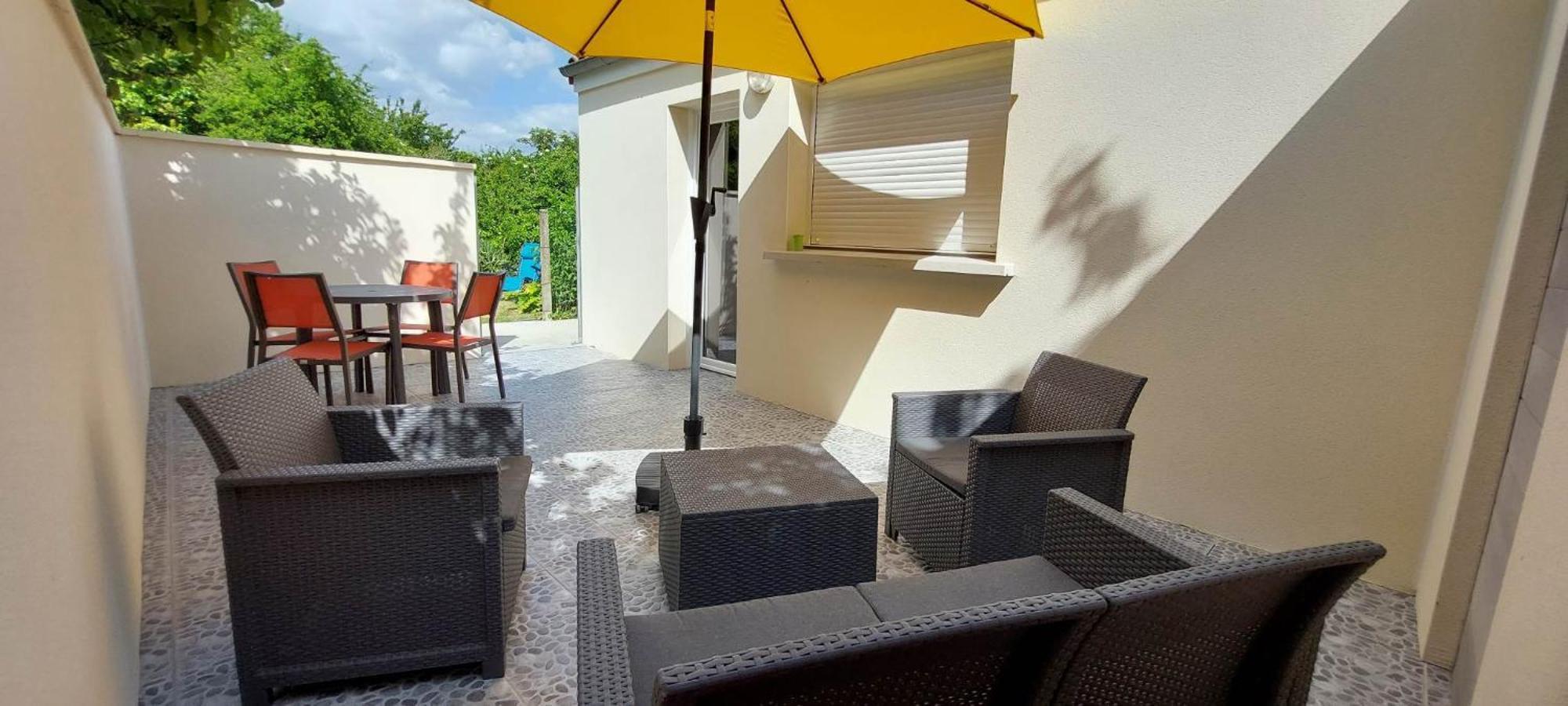 Meuble De Tourisme A L'entree De Royan Holiday home